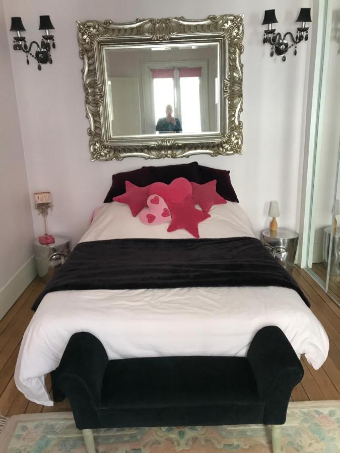 Superbe Appartement Proche De La Butte Montmartre Parijs Buitenkant foto